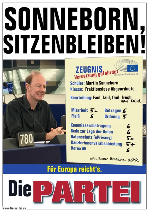 Plakat: „Sonneborn, sitzenbleiben!“ als Schulzeugnis gestaltet